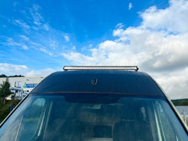 
								Mercedes-Benz Used full									