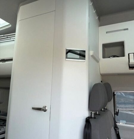 
								Volkswagen Crafter Gran California Used full									