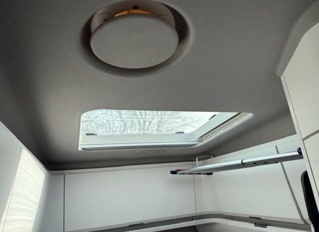 
								Volkswagen Crafter Gran California Used full									