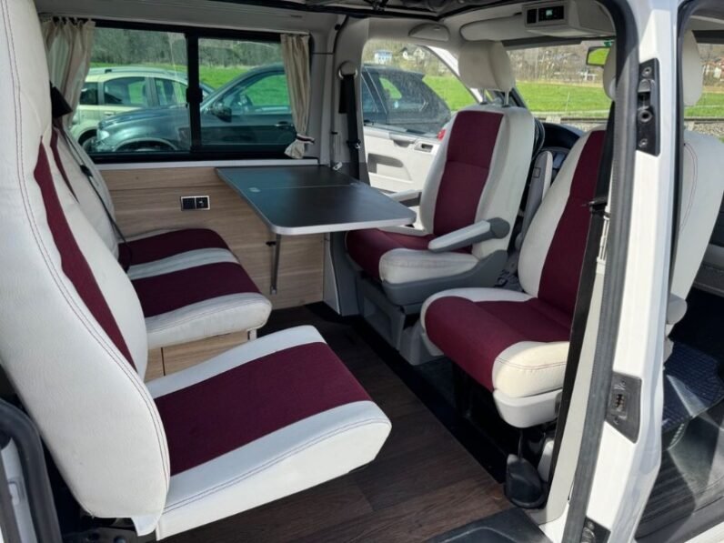 
								Volkswagen T5 Hymer Used full									