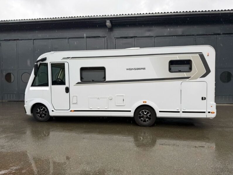 
								Weinsberg Caracore 650 Used full									