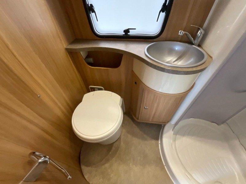 Photo of a used-cars chausson motorhome for sale in - Greencampz RV Marketplace