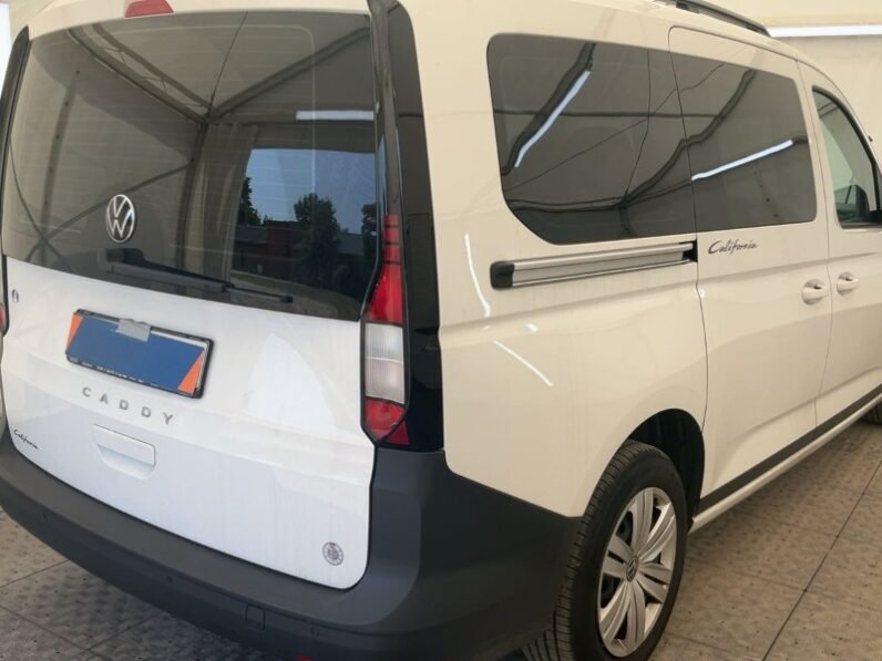 
								Volkswagen Caddy California 2.0 TDI Maxi Used full									