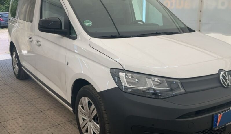
								Volkswagen Caddy California 2.0 TDI Maxi Used full									