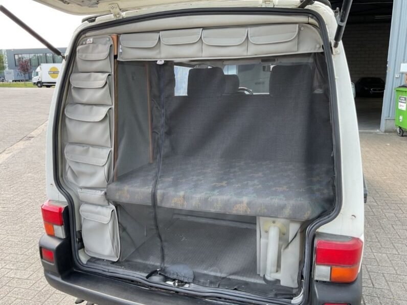 
								Volkswagen T4 California 2.5 TDI Coach Edition Used full									