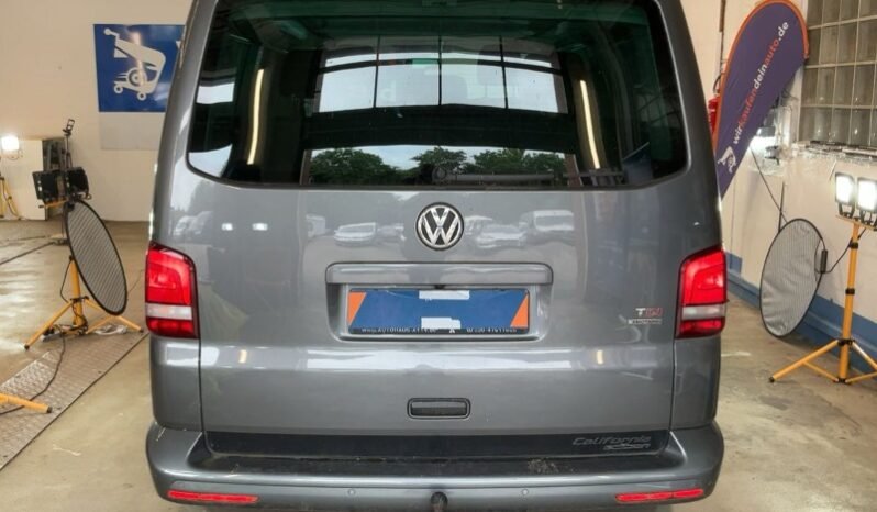 
								Volkswagen T5 California 2.0 TDI Beach Edition 4 Motion Used full									