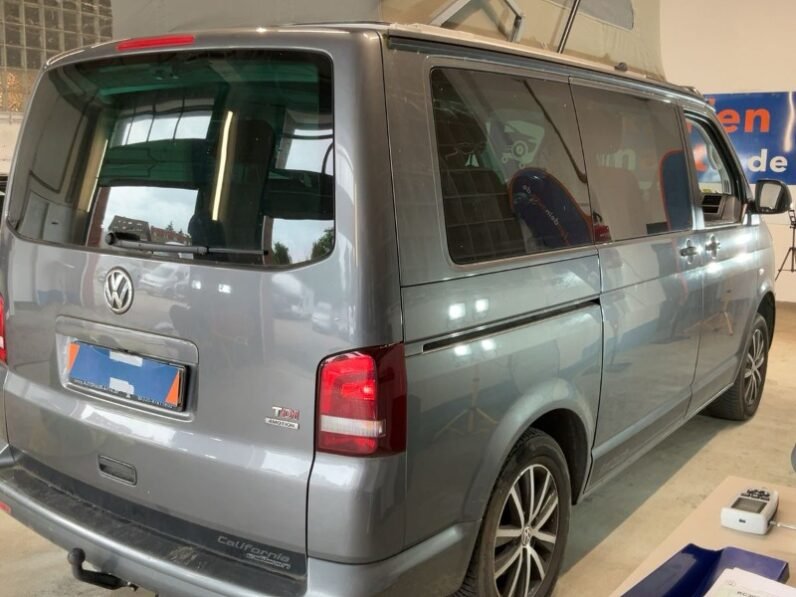
								Volkswagen T5 California 2.0 TDI Beach Edition 4 Motion Used full									