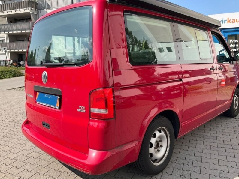 
								Volkswagen T5 California 2.0 TDI Beach Edition Used full									