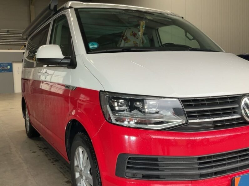 
								Volkswagen T6 California 2.0 TDI Beach Edition Used full									