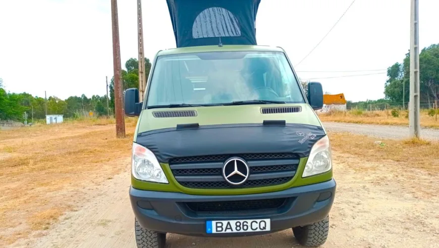 Mercedes-Benz Sprinter 4×4 Camper